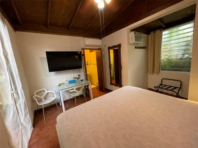 1st Floor Bedroom.