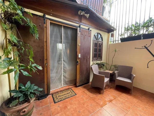 1st Floor Courtyard.