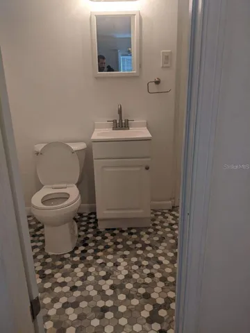 1170