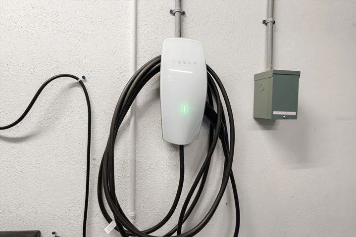 E-Vehicle Charger
