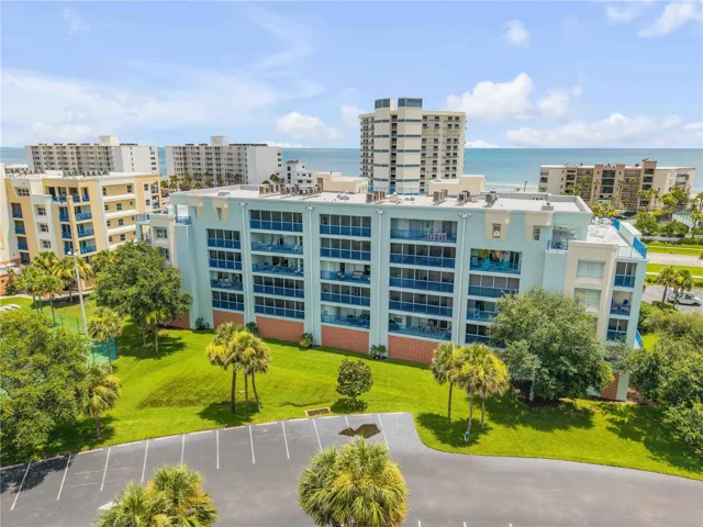 Ocean Walk Bldg 1, rear view