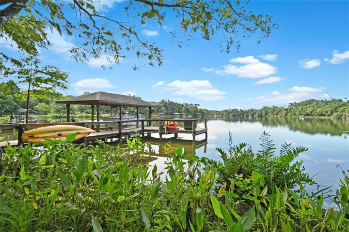 Dock