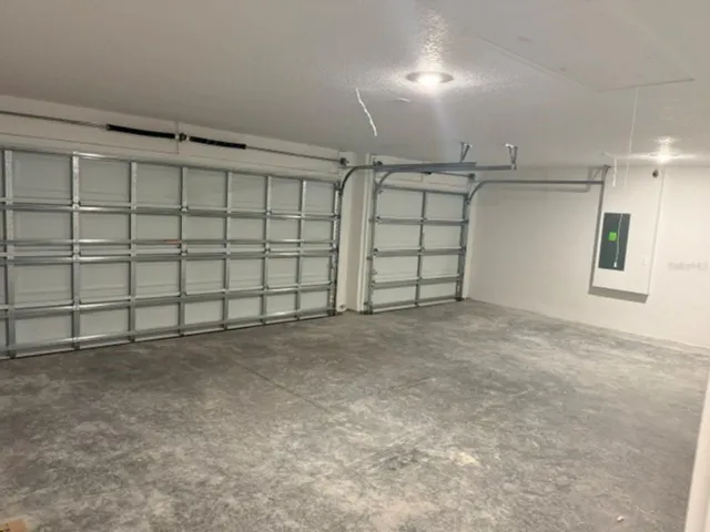 3 Car Garage