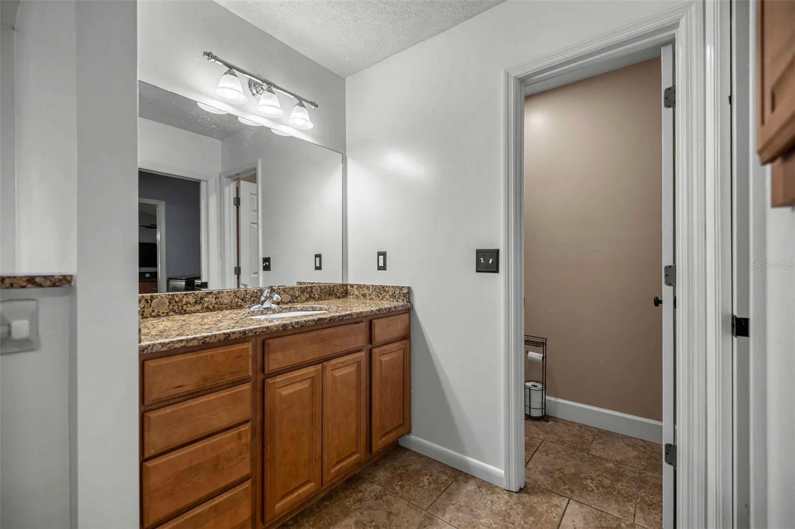 dual vanity primary bath