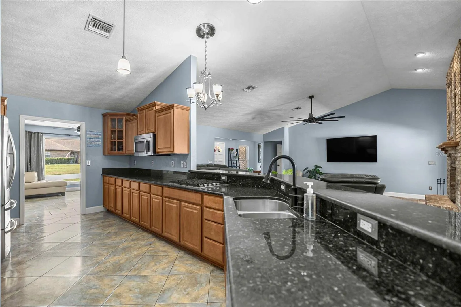 spacious kitchen
