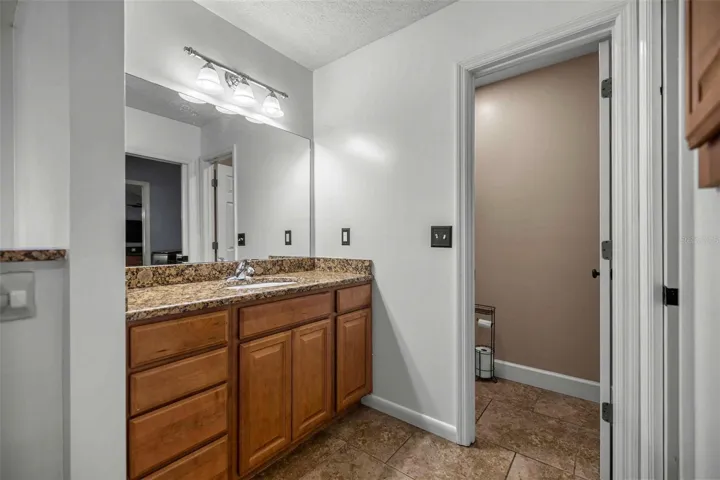 dual vanity primary bath