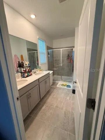 En suite