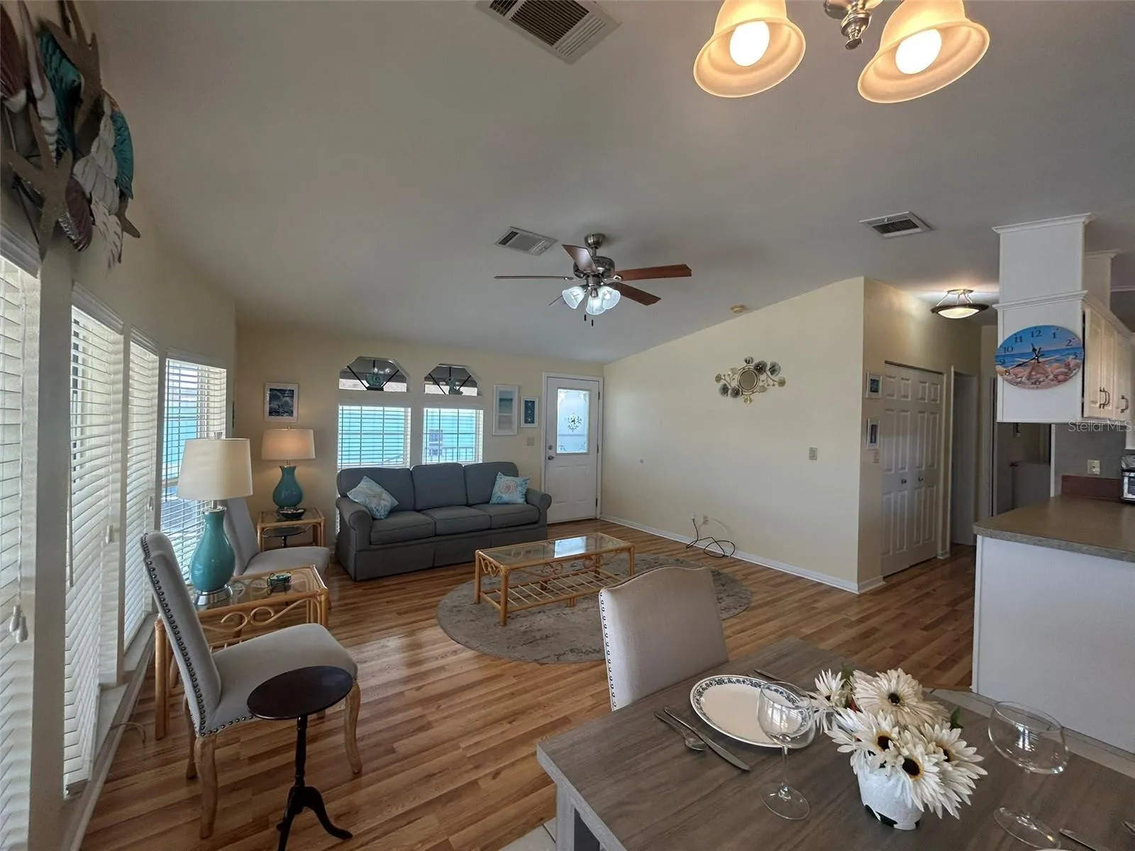 Living Room/Dining Room