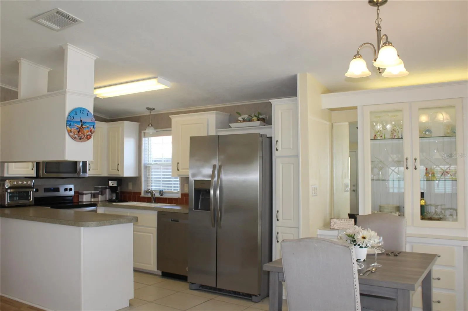 Dining Room/Kitchen