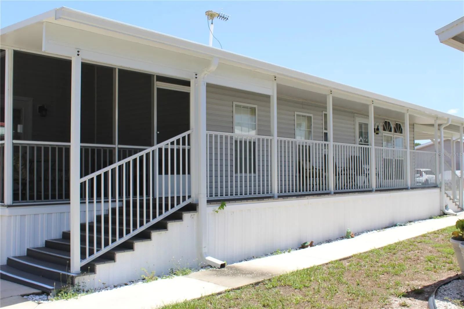 Side Deck