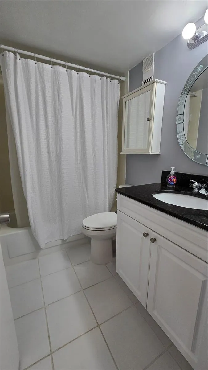 2nd bathroom