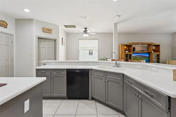 www.thehome411.com