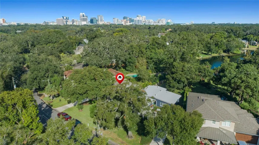 Fabulous downtown Orlando location. Tucked ideally between Delaney Park and Bel Air!