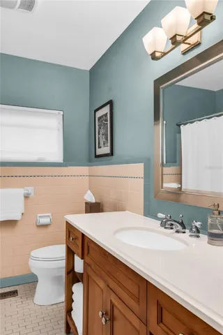 Full bathroom