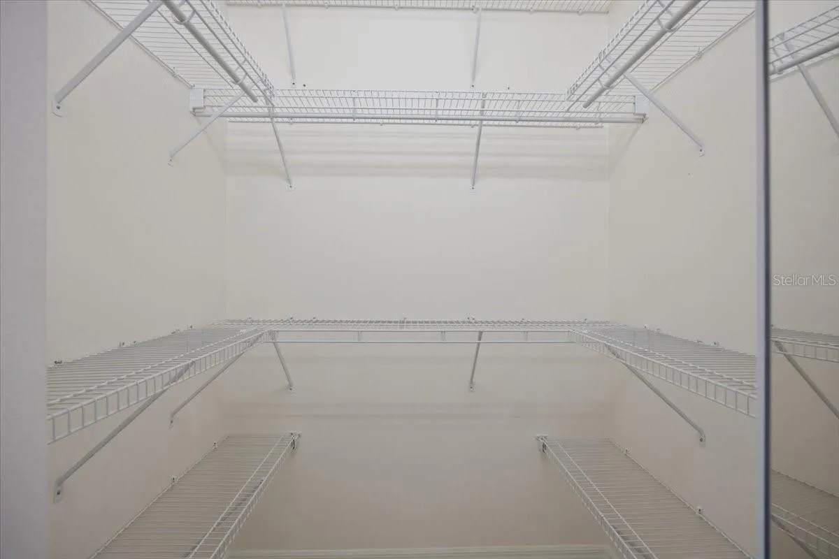 Walk in Closet