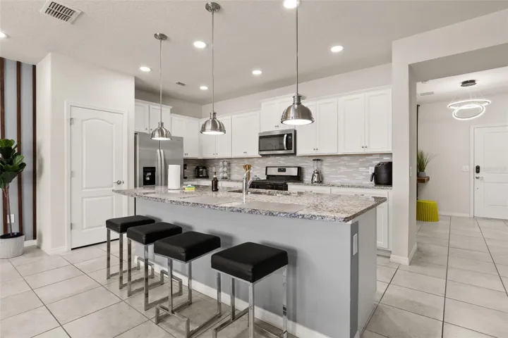 gourmet kitchen