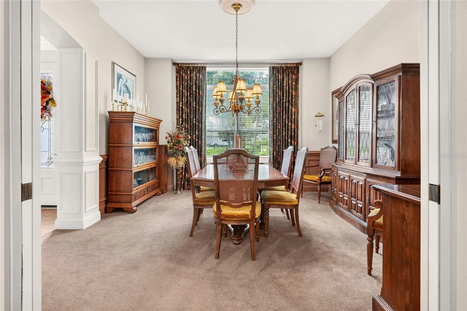 Access to the dining room with pocket doors from the kitchen
