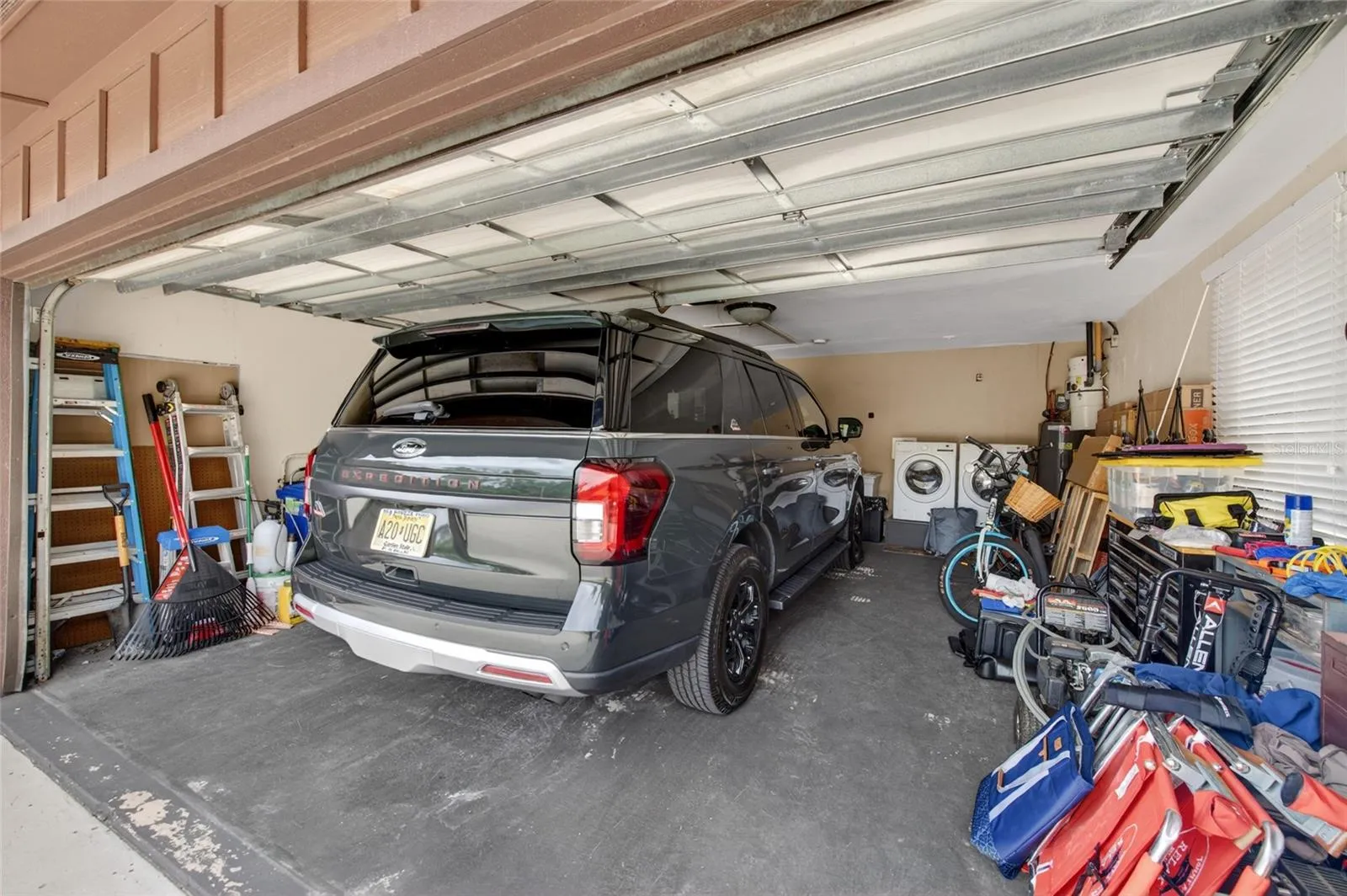 2 car Garage