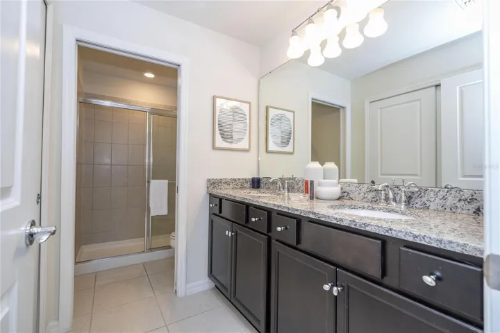 Master Suite 2nd floor