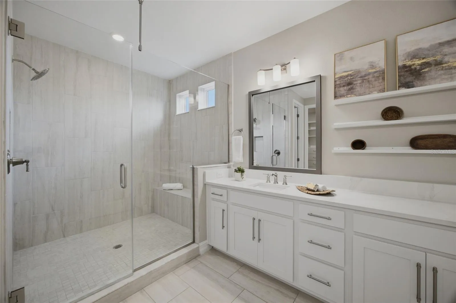 Master Suite Bathroom