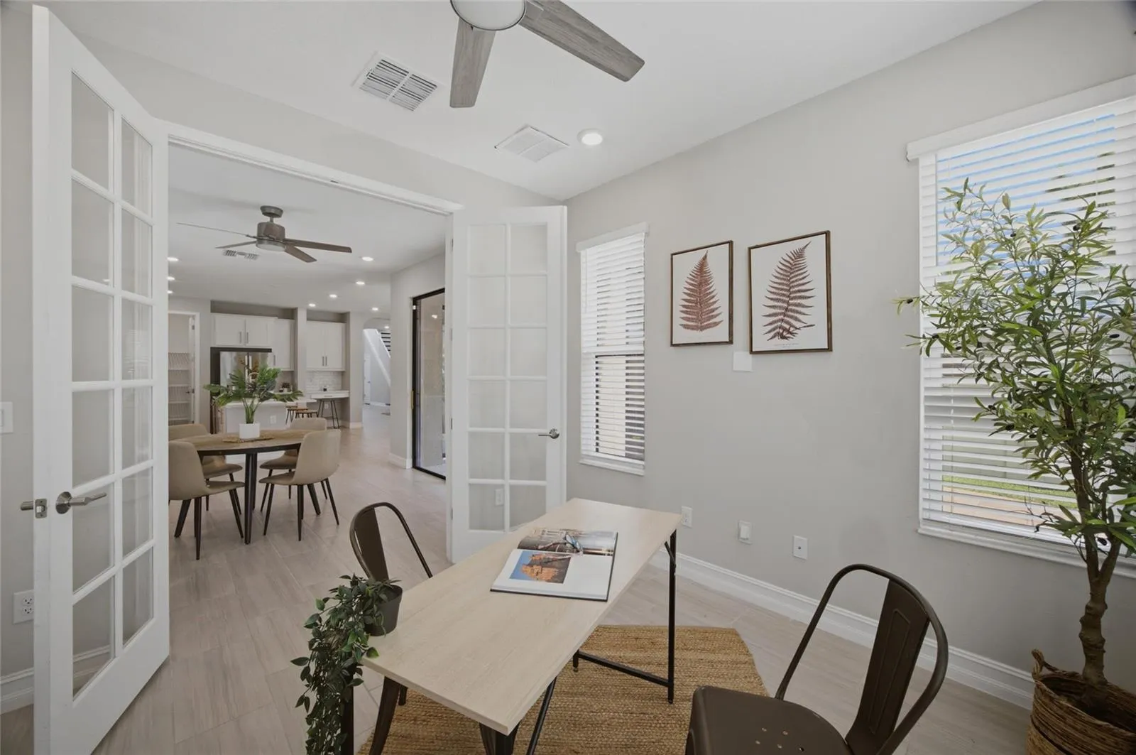 1st floor Office