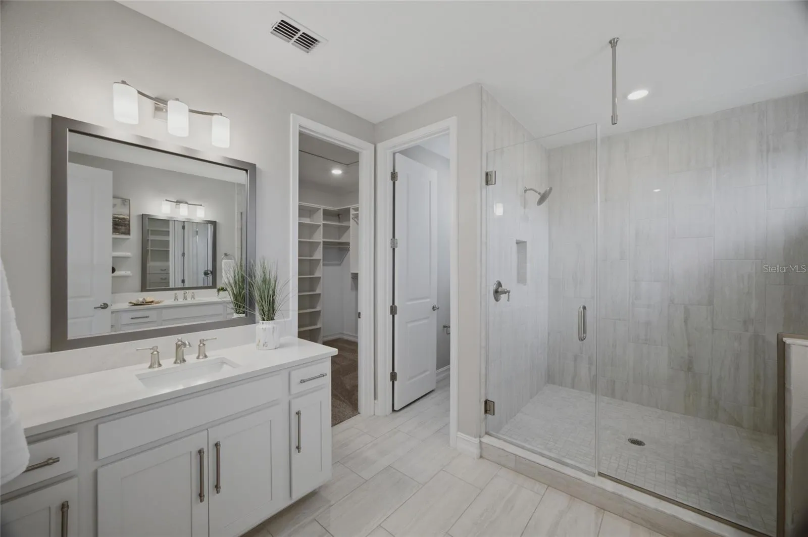 Master Suite Bathroom