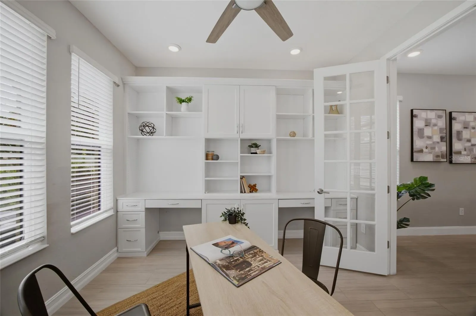 1st floor Office