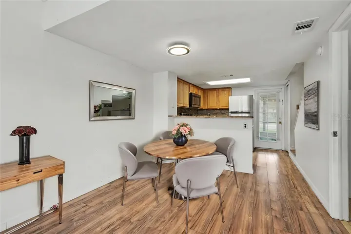 Virtually staged