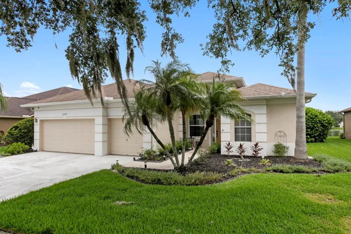 Welcome home to 22927 Bay Cedar Dr