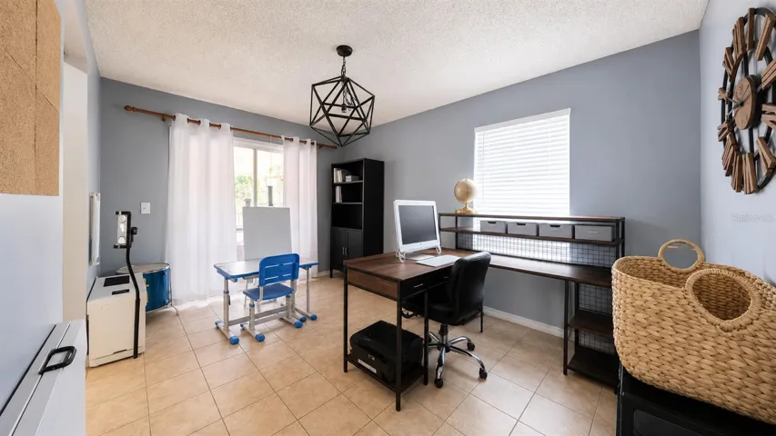 Flex/bonus room, alternate angle