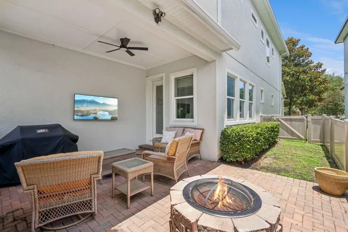 Rear Lanai