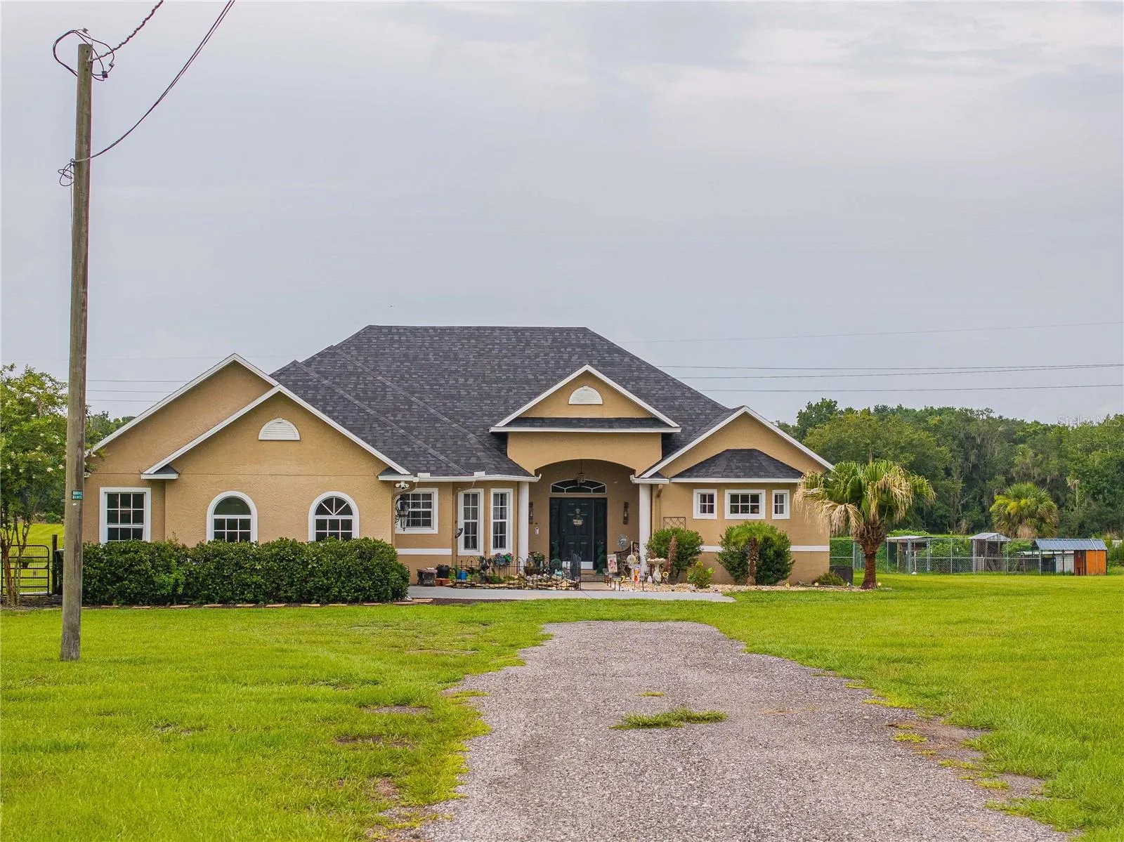 Front of home and driveway