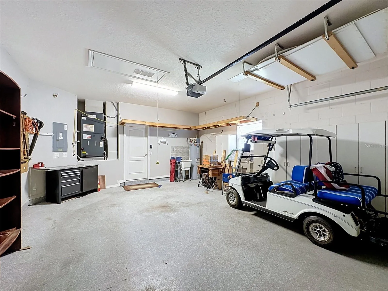 Garage - 2 car
