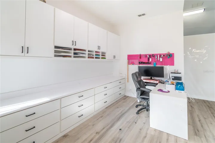 Study/Den/Craft Room
