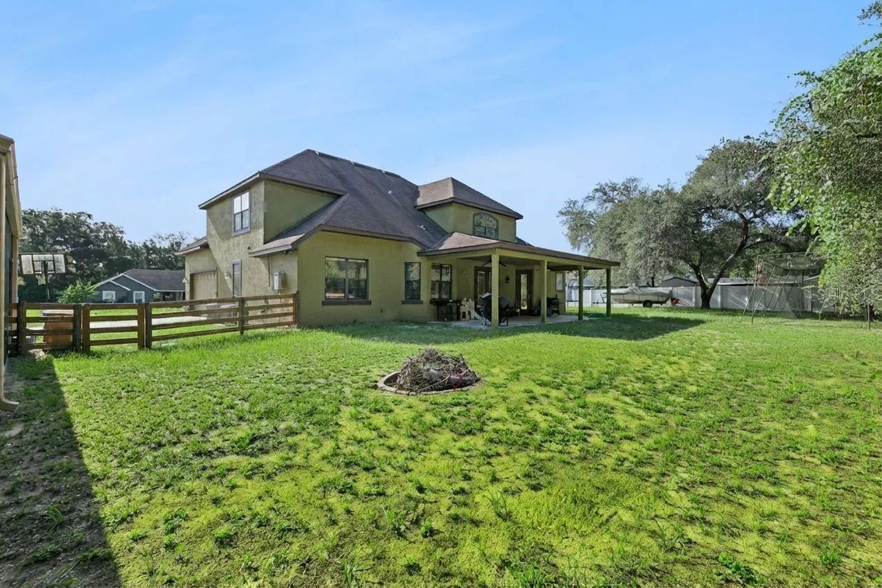 Spacious Backyard