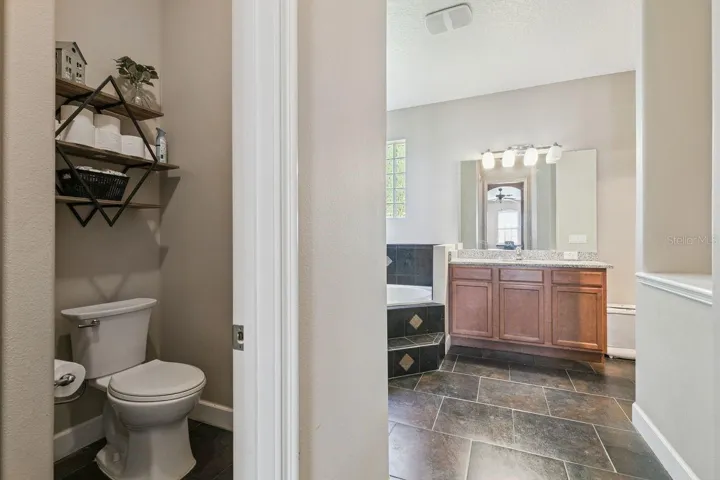 Primary En-suite with double vanity, Soak-in tub and separate shower