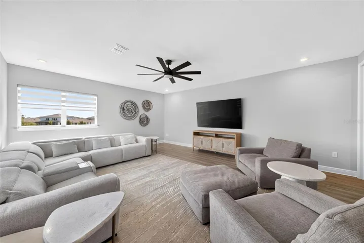 Large Bonus Room with storage area- 2nd floor