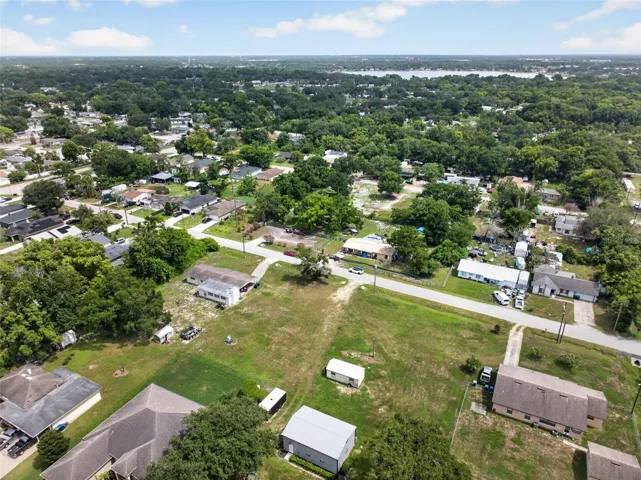 Aerial view of the surrounding block and street pattern.