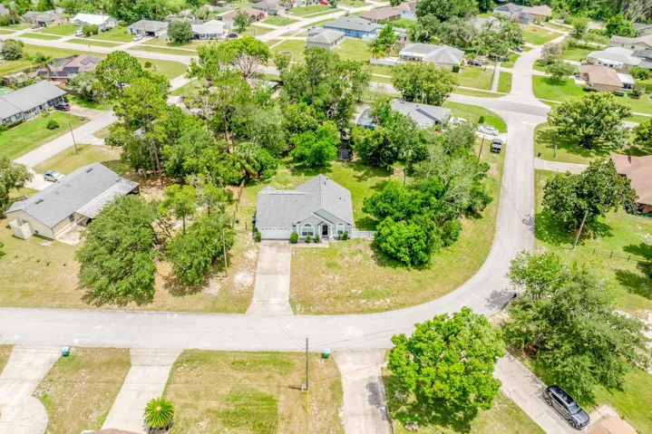 In a great Deltona Lakes location.