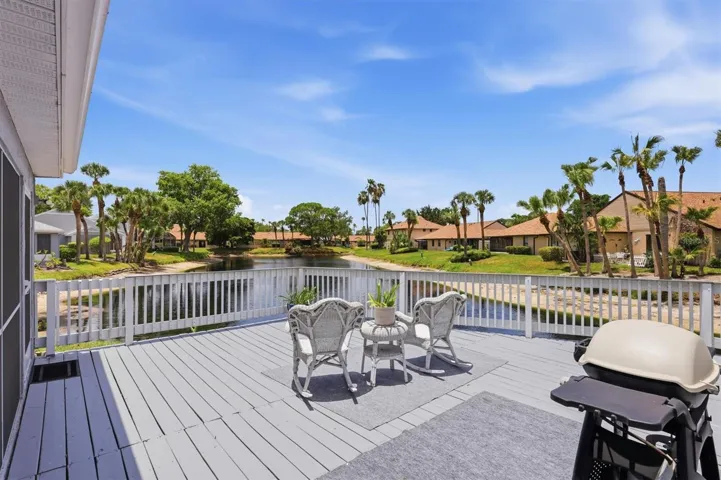 Over 528 square foot deck direct west views for a perfect sunset