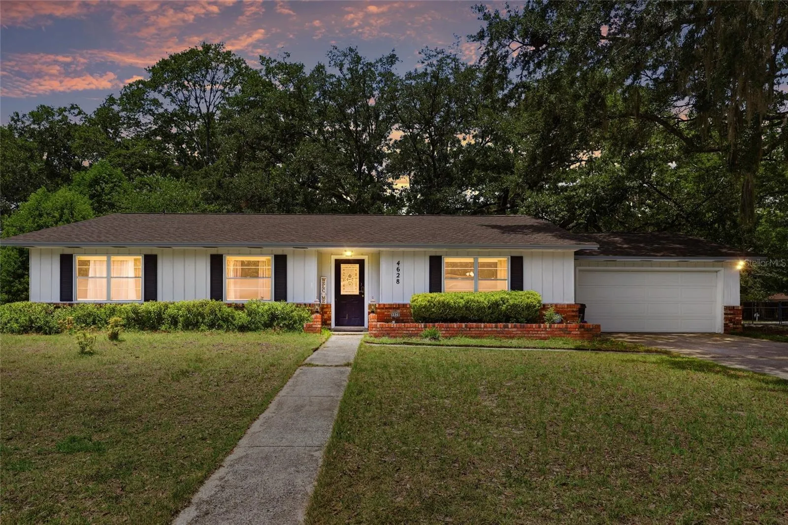 4628 NW 40th St