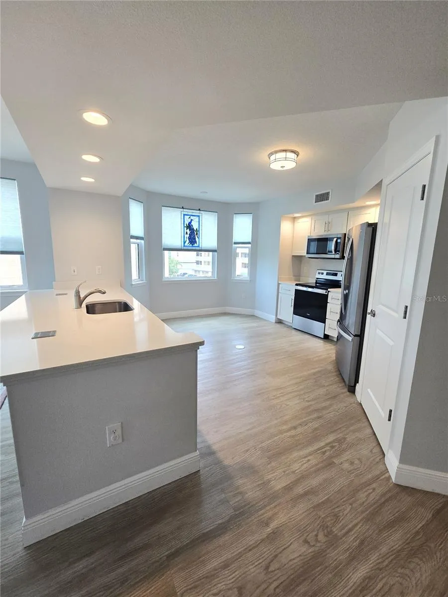 Gorgeous & spacious kitchen with pantry and breakfast nook.