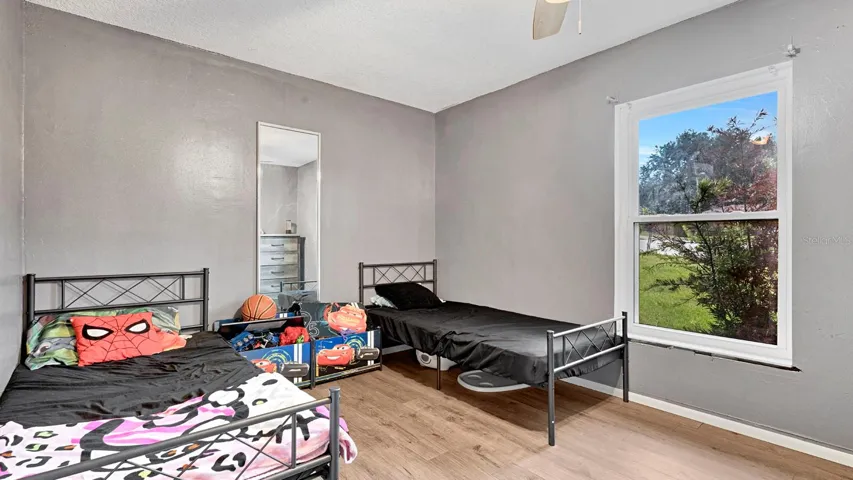 Second bedroom
