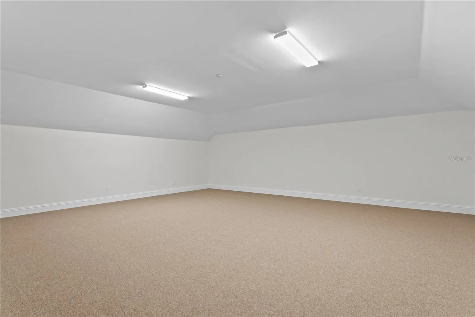 800 Sq Ft MOL Bonus room