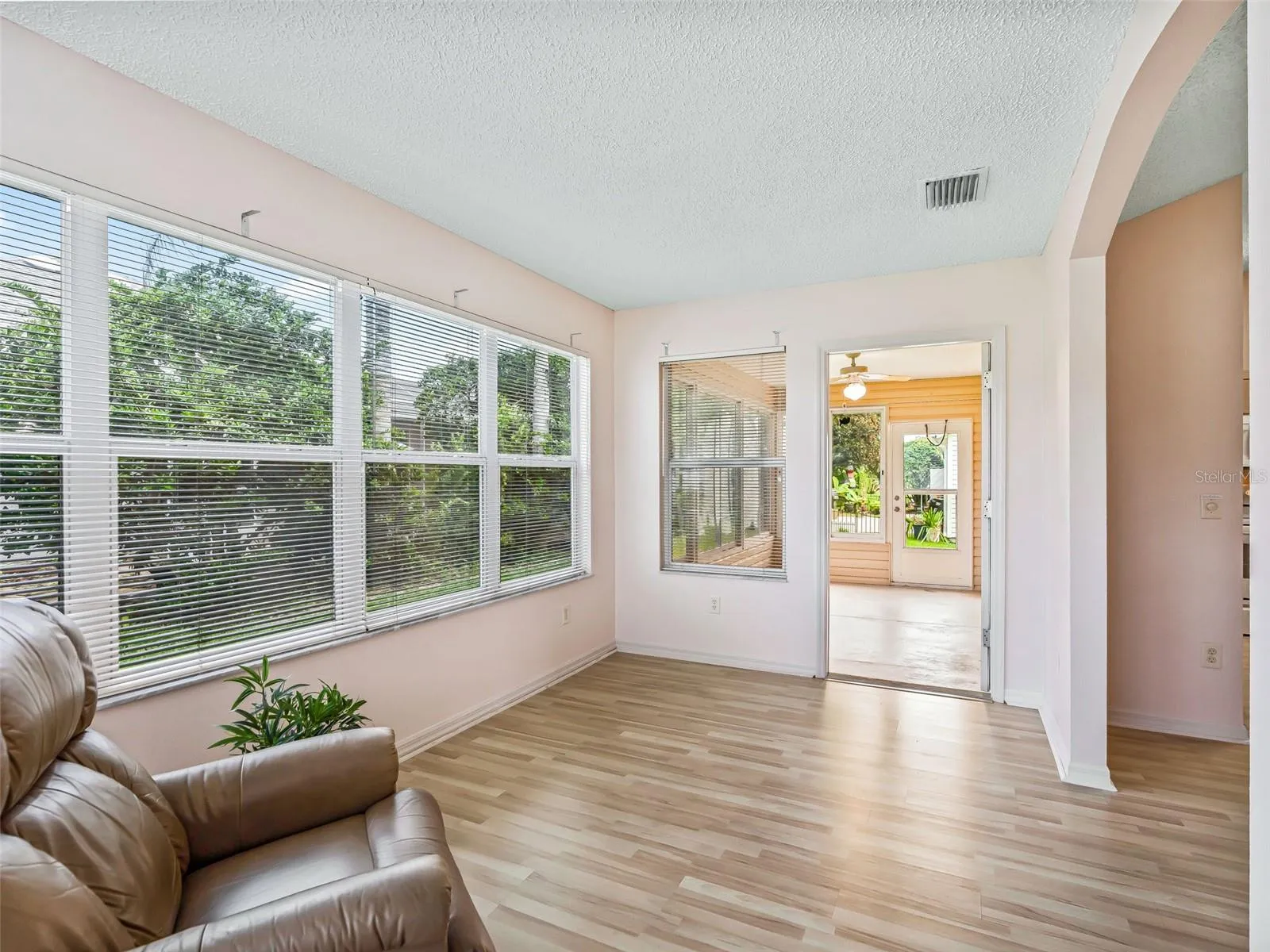 Florida Room &amp; Lanai