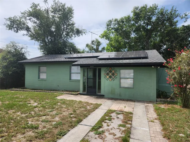 2BED/1BATH Block home