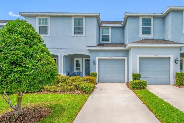 Front view of home