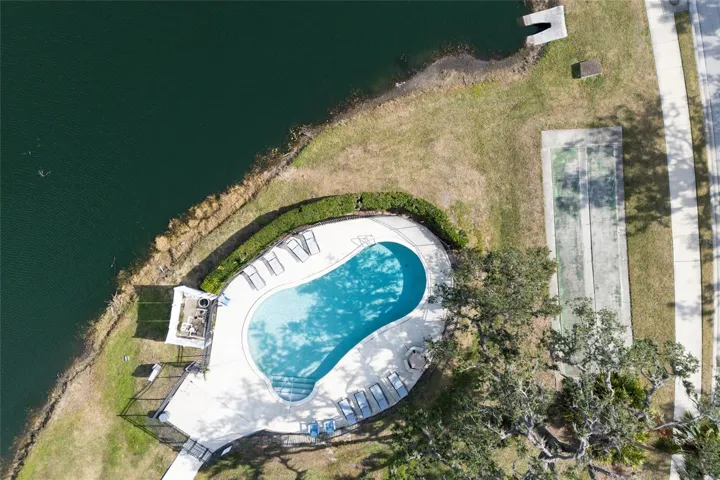 Community pool