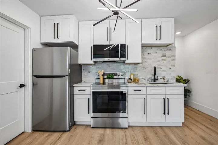 ADU full kitchen