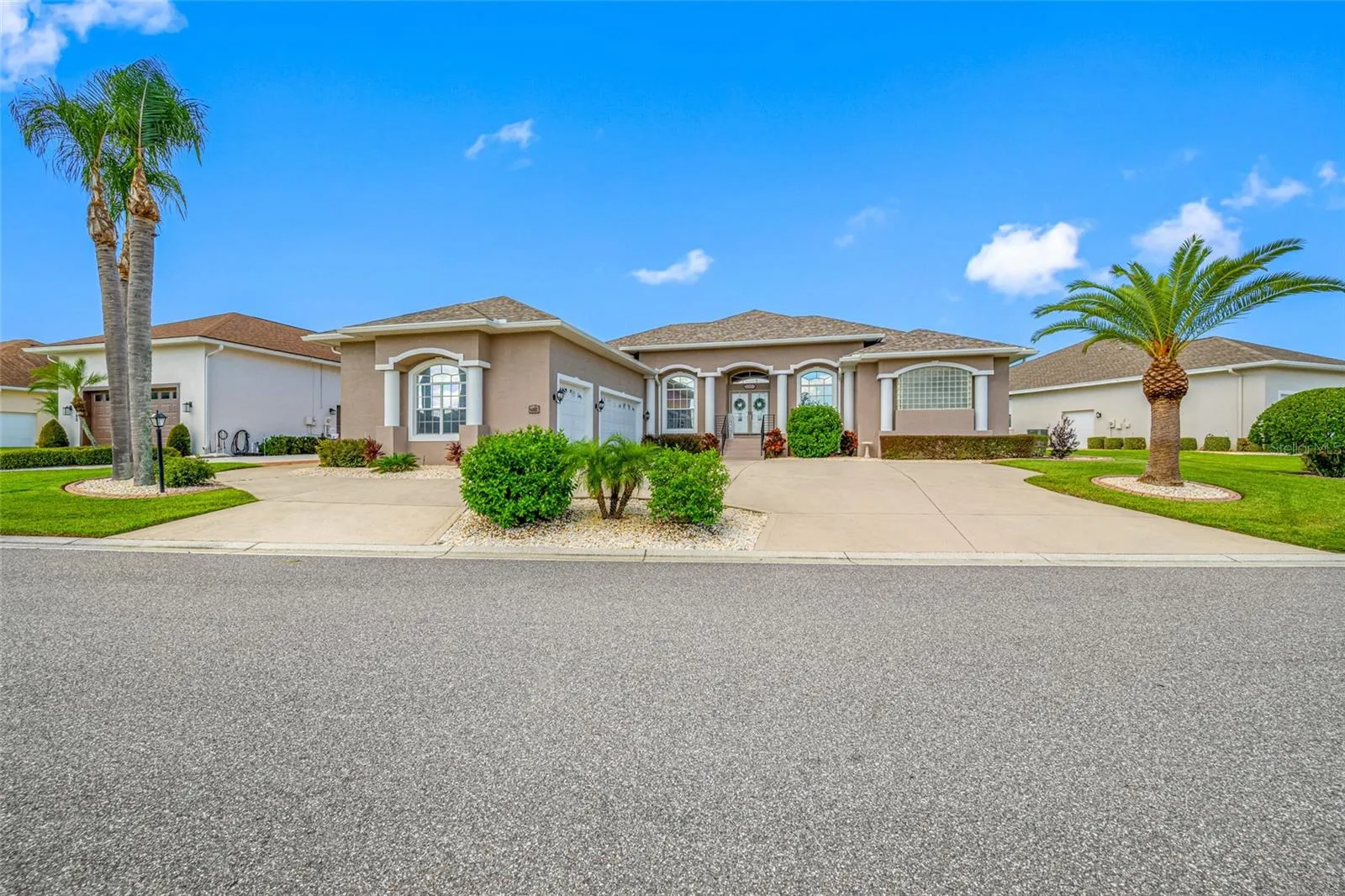 6750 Huntington Hills Blvd, Lakeland, Florida 33810 — photo 2